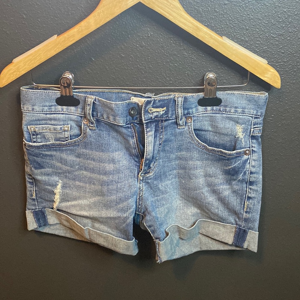 Jean short shorts
